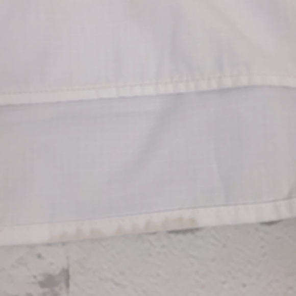 Carhartt White Scrub Top. One pocket. Size Small - Picture 8 of 9